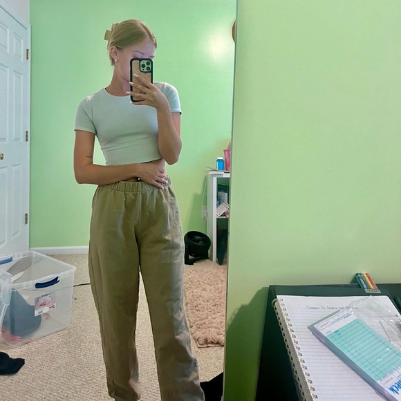 Brandy Melville Pants - brandy melville sweatpants